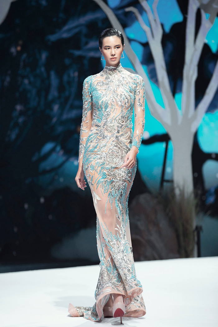 Hoa hậu Khánh Vân mang sừng hươu, Lan Khuê hóa nữ thần cùng nhau quét sạch sàn diễn Ảnh 12