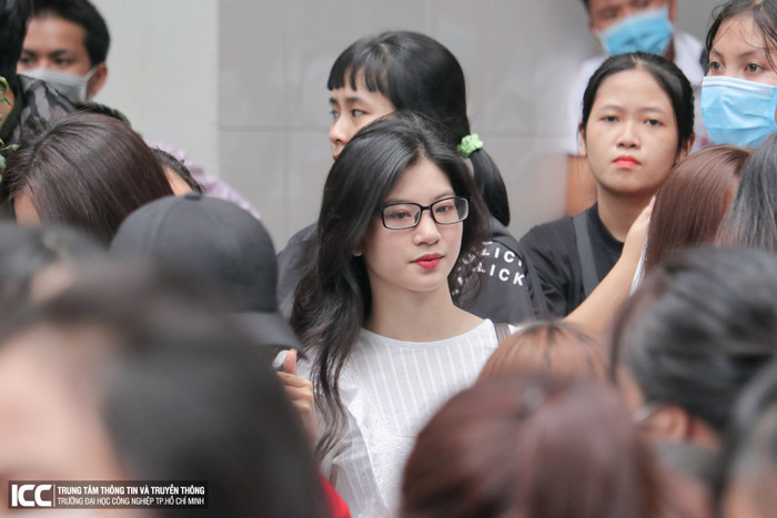 Những bức ảnh chụp lén nhưng vẫn không thể 'dìm hàng' được các nhan sắc này