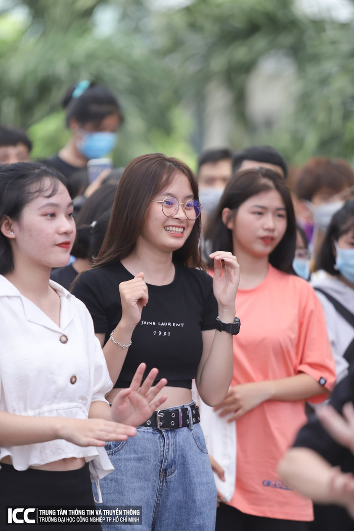 Dàn 'trai xinh gái đẹp' của ĐH Công nghiệp TP.HCM trong ngày hội chào đón tân sinh viên Ảnh 21
