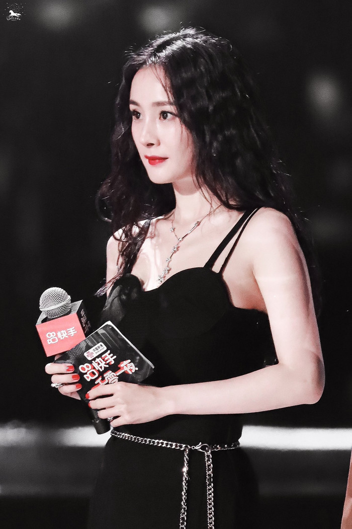 Dương Mịch muốn đặt tay lên vai Thẩm Đằng nhưng lại rút về, chuyện gì đã xảy ra? Ảnh 8