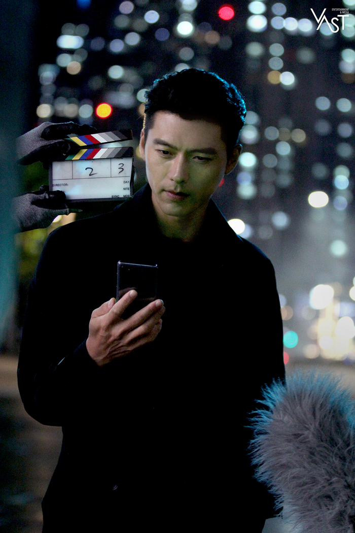 Hyun Bin đẹp đến mức nào mà khiến Son Ye Jin mê mẩn Ảnh 24