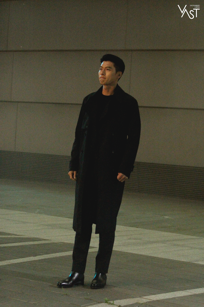 Hyun Bin đẹp đến mức nào mà khiến Son Ye Jin mê mẩn Ảnh 35