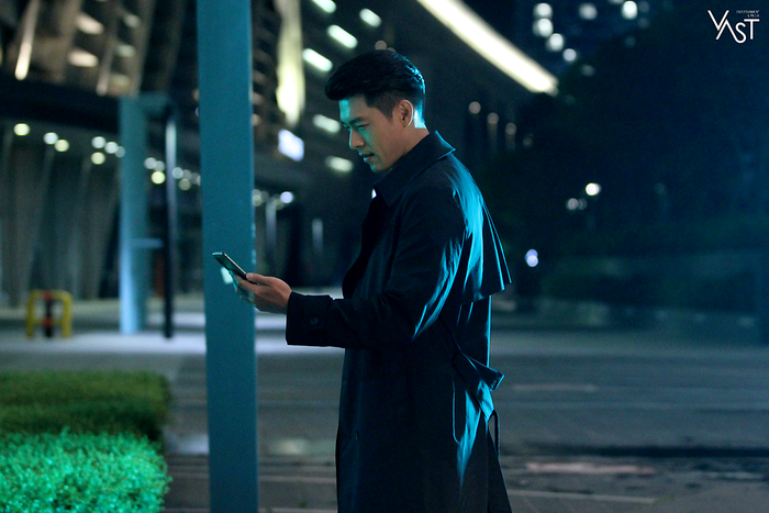 Hyun Bin đẹp đến mức nào mà khiến Son Ye Jin mê mẩn Ảnh 27