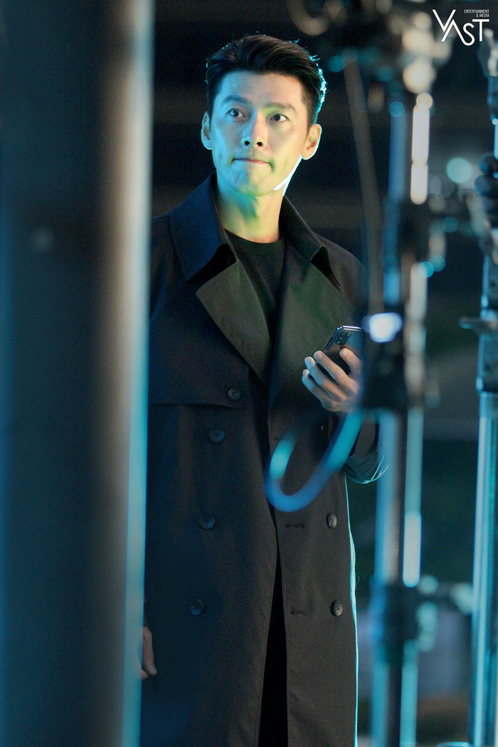 Hyun Bin đẹp đến mức nào mà khiến Son Ye Jin mê mẩn Ảnh 39