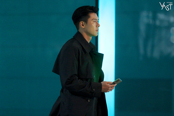 Hyun Bin đẹp đến mức nào mà khiến Son Ye Jin mê mẩn Ảnh 42