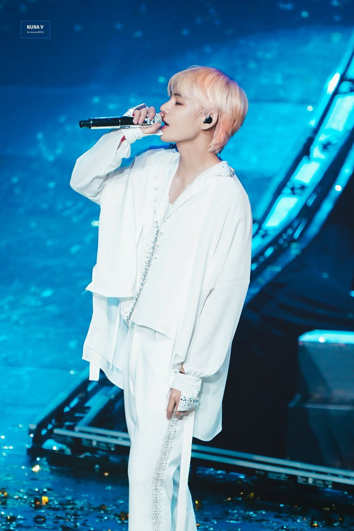 Ca khúc solo của V-BTS chạm mốc lượt nghe kỉ lục trên app nhạc số lớn nhất thế giới Ảnh 6