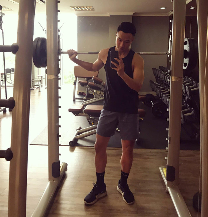 Lần nào đăng ảnh, Trương Việt Phong đều khiến chị em 'đổ đứ đừ'