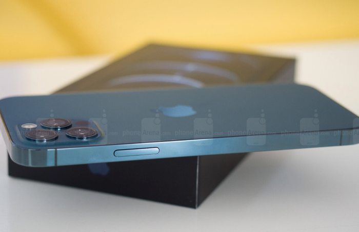 Doanh thu iPhone được kì vọng tăng trở lại trong quý IV năm nay. Ảnh: Phonearena