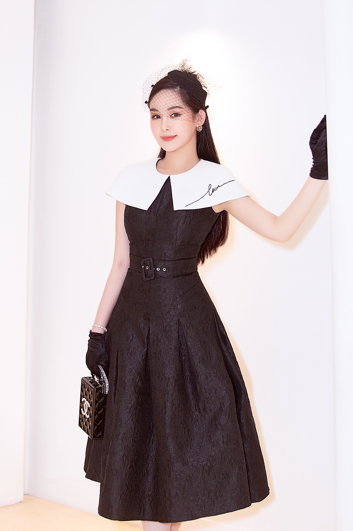 Một set đồ đậm style retro hoàn hảo từ trên xuống không thể chê vào đâu 