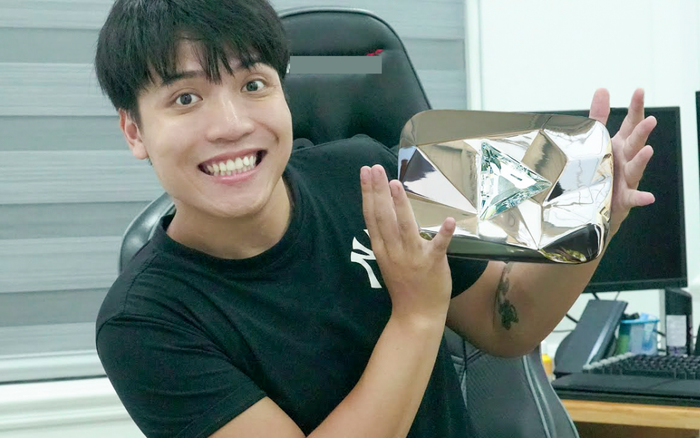 Nghi vấn kênh YouTube có hơn 9 triệu người đăng ký của NTN bị tắt kiếm tiền Ảnh 2
