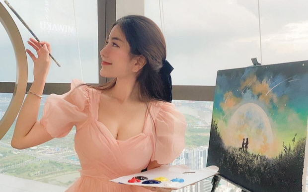 Bức ảnh của hotgirl Võ Ngọc Trân lên hẳn trang tin nước ngoài, điều bất hợp lý khiến dân mạng 'dậy sóng' Ảnh 2