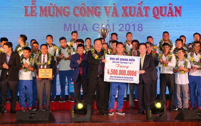 CLB Quảng Nam rớt hạng, bầu Hiển có buồn? Ảnh 2