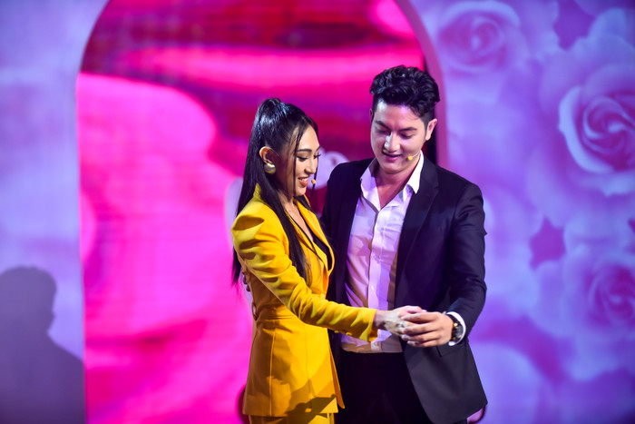 Cả hai nhìn rất đẹp đôi