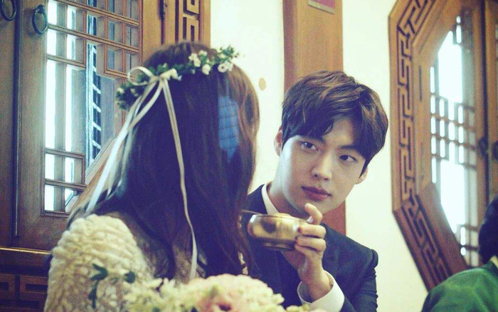 Goo Hye Sun hóa thành 'ác nữ', muốn ám Ahn Jae Hyun đến khi nào? Ảnh 2