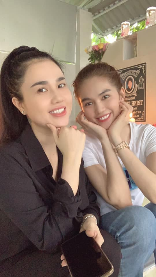 Nhan sắc xinh đẹp rạng rỡ của hai chị em đã nhận được nhiều lời khen ngợi từ mọi người