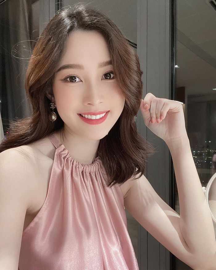 Hồ Ngọc Hà - Thủy Tiên - Đông Nhi - Lan Khuê - Đặng Thu Thảo: Ai xứng danh là mẹ bầu đẹp nhất Vbiz? Ảnh 21