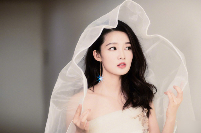 Lý Thấm lôi kéo Dương Dương, Đặng Luân và Tiêu Chiến để đánh bóng tên tuổi? Ảnh 18