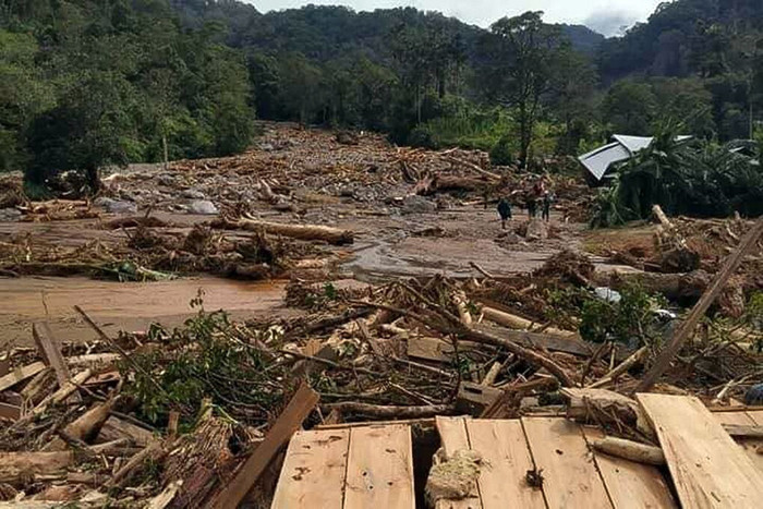 Hiện trường sạt lở tại thôn 6, xã Phước Lộc. Ảnh: Xìn Thanh/VnExpress