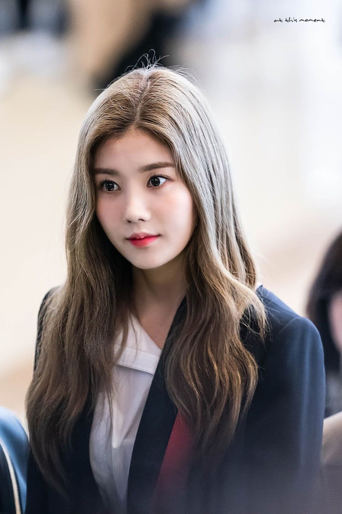 Các idol K-Pop từng bị thành viên cùng nhóm dọa cho 'hú hồn' Ảnh 10