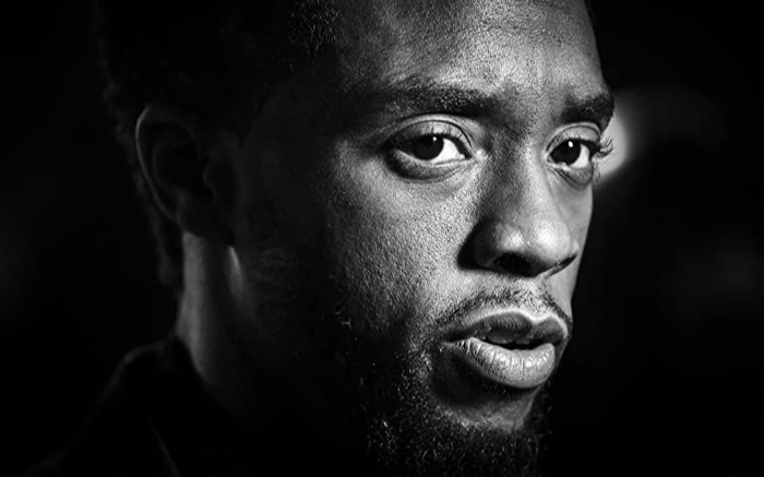 Những ngôi sao đã vụt tắt trong năm 2020 Ảnh 2