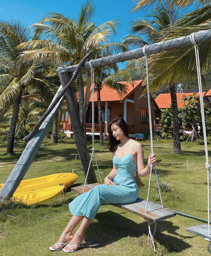 Có thể thấy, bà xã Phan Văn Đức là người luôn giữ được phong độ về sắc vóc của mình. 