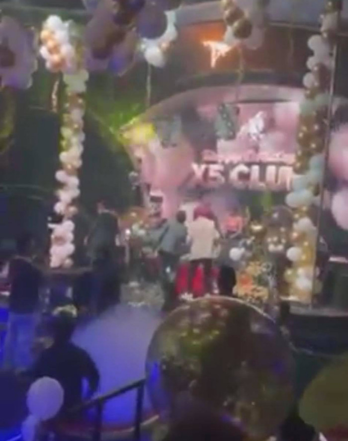 Bên trong quán bar thời điểm trước khi xảy ra hoả hoạn.