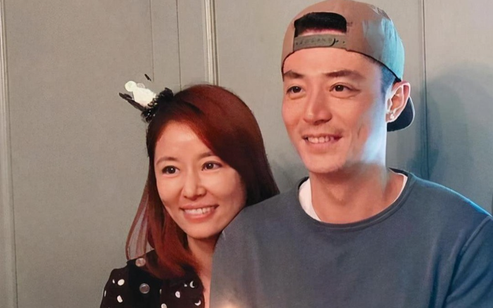 Lâm Tâm Như đeo nhẫn cưới, chủ động bác bỏ tin đồn ly hôn với Hoắc Kiến Hoa Ảnh 2