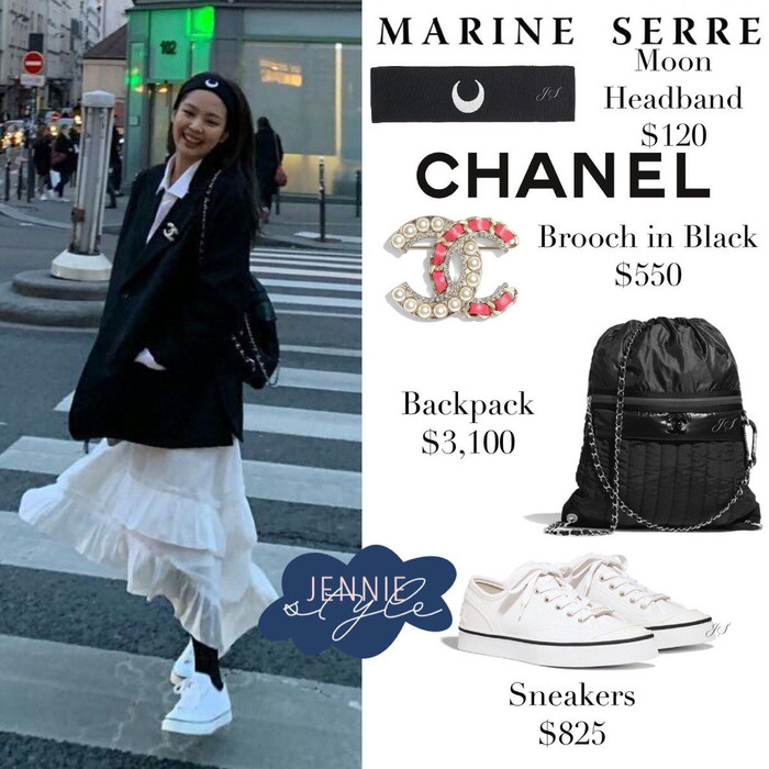 Thiết kế băng đô Marine Serre hình mặt trăng lưỡi liềm này có giá hơn 2,7 triệu đồng 