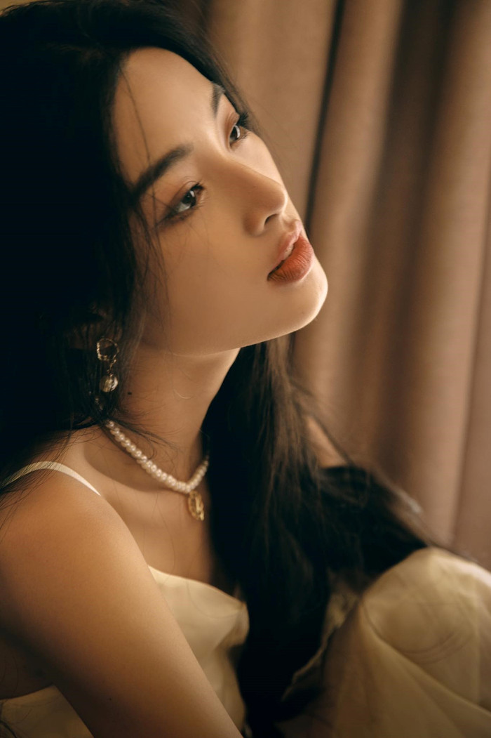 Nhan sắc kiều diễm của nàng thơ đầu tiên trong phim về Trịnh Công Sơn Ảnh 12