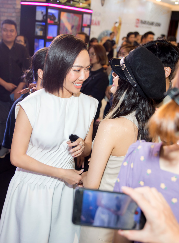 Diệu Nhi e ấp đến lạ lùng khi xuất hiện cạnh dàn trai đẹp Trịnh Thăng Bình, Tùng Maru Ảnh 6