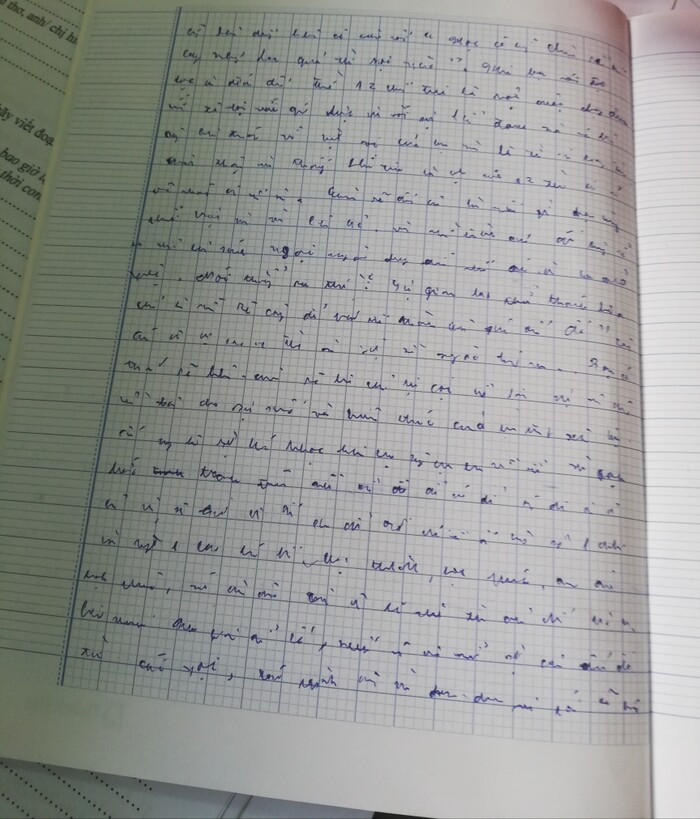 Quyển vở được mượn từ một người bạn khiến nam sinh 'dở khóc dở cười'