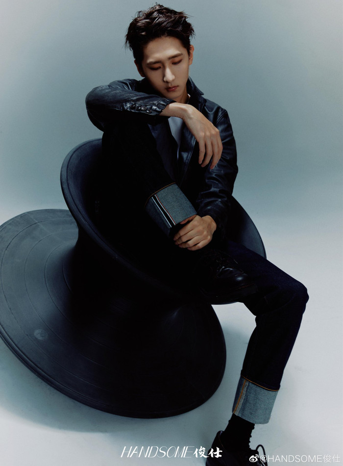 Thú vui 'tao nhã' của R1SE: Bắt cá hai tay quá xưa, bắt bằng máy thì vui hơn Ảnh 8