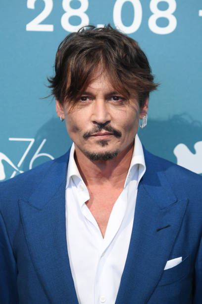 Johnny Depp : Từ ông hoàng của Hollywood đến kẻ bạo hành vợ Ảnh 13