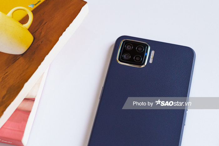Điện thoại của OPPO có bốn camera sau bao gồm camera chính 16 MP, camera góc siêu rộng 8 MP cùng với đó là hai camera phụ thông số 2 MP với chức năng đo độ sâu trường ảnh và lọc màu.