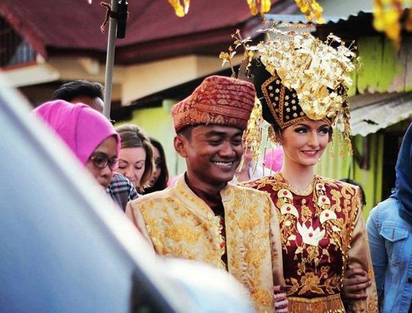 Từng bị dư luận cản sinh con, cặp 'chồng cú vợ tiên' khoe 'tiểu công chúa' nhan sắc bất ngờ Ảnh 4