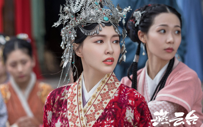 Đường Yên đăng ảnh con gái vì muốn tăng sức hút cho 'Yến vân đài' Ảnh 2