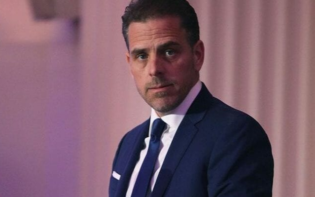 Hunter - người con trai dính đầy bê bối của ứng viên Joe Biden Ảnh 2