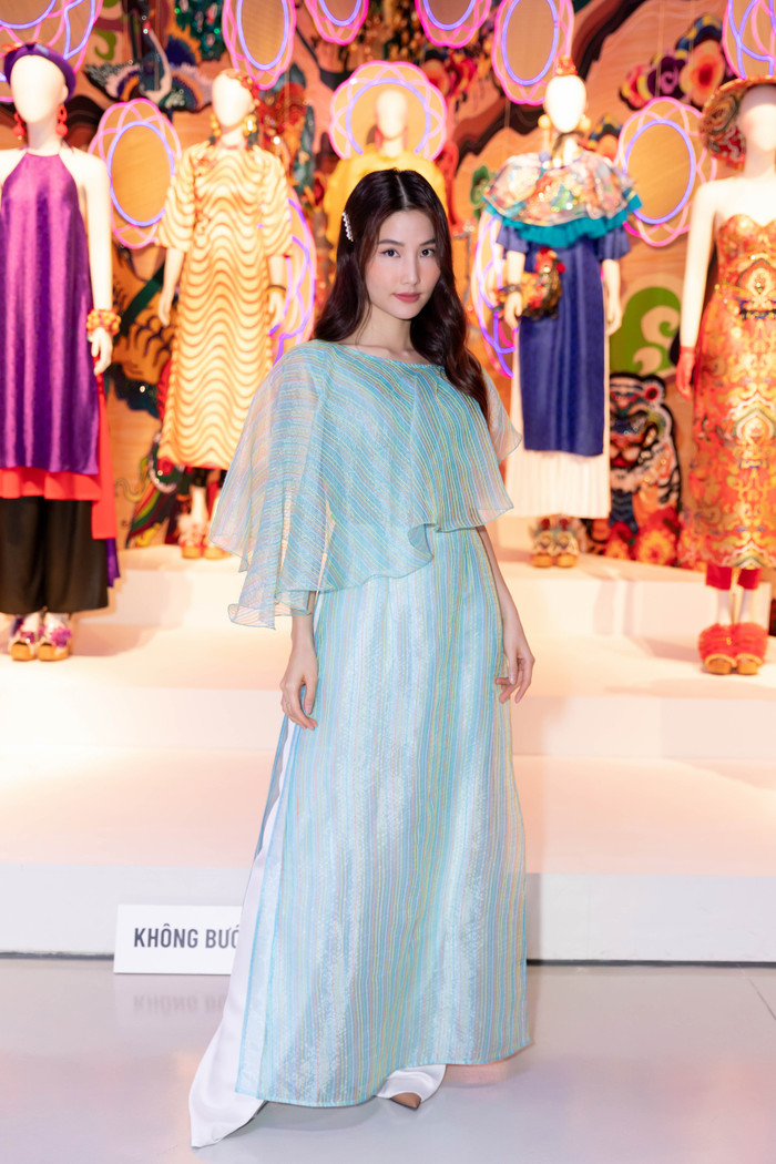 Tham dự triển lãm còn có Diễm My 9X.