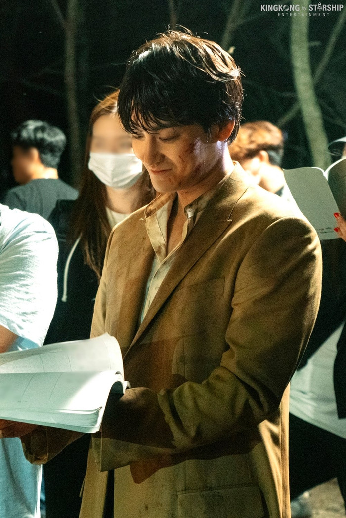 Đây là cách Lee Dong Wook thể hiện tình yêu thương với Kim Bum Ảnh 47