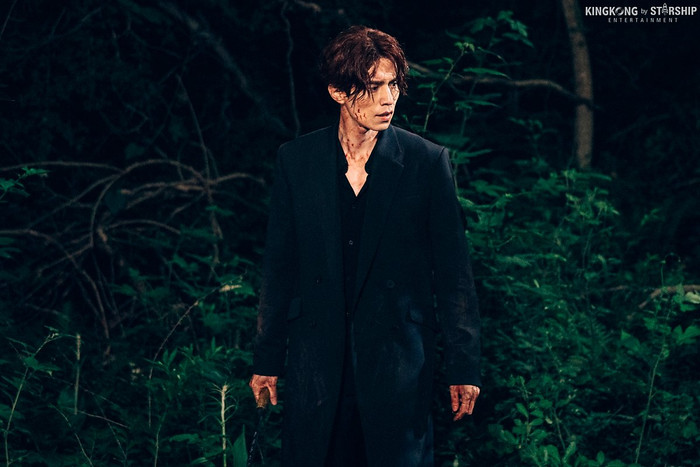 Trước hình huống này, Yeon nhắc lại chuyện quá khứ và cho rằng Rang không có chút cố gắng.