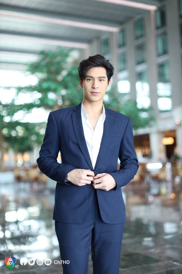 9 điều bạn chưa biết về nam diễn viên đang lên của kênh 7 Thái Lan Donut Phattharapon Ảnh 5