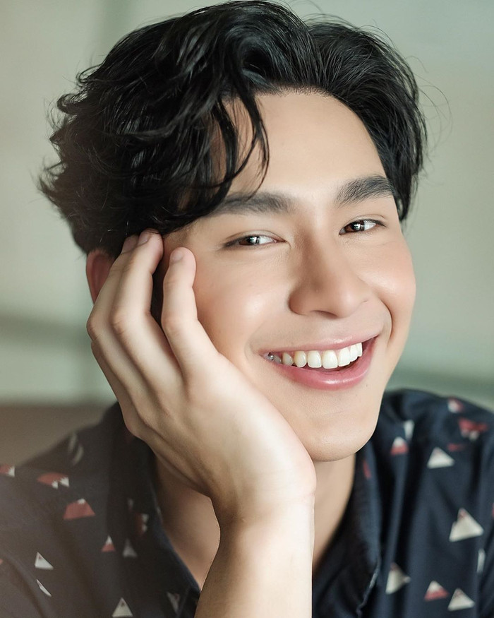 9 điều bạn chưa biết về nam diễn viên đang lên của kênh 7 Thái Lan Donut Phattharapon Ảnh 9