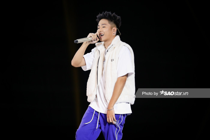 King Of Rap: HIEUTHUHAI 'lấy cây dù' hỗ trợ Right Hồi sinh ngoạn mục vào Top 8 chung cuộc Ảnh 8