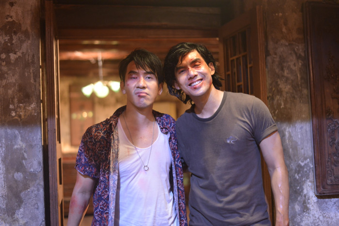 Hai nam thần Pope Thanawat - Ter Chantavit chạm trán trong siêu phẩm 'Đạp sóng rẽ gió' bản Thái Ảnh 16