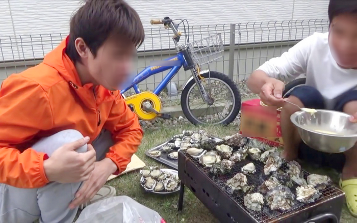 YouTuber Việt Nam bị lên án dữ dội vì loạt clip săn bắt hải sản ở Nhật Bản, nhiều người đòi tống giam Ảnh 2