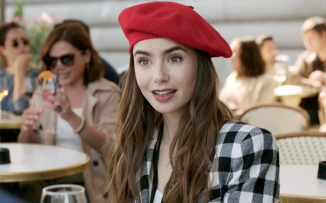 Mỹ nhân 'lão hóa ngược' Lily Collins có những bí kíp làm đẹp gì? Ảnh 2