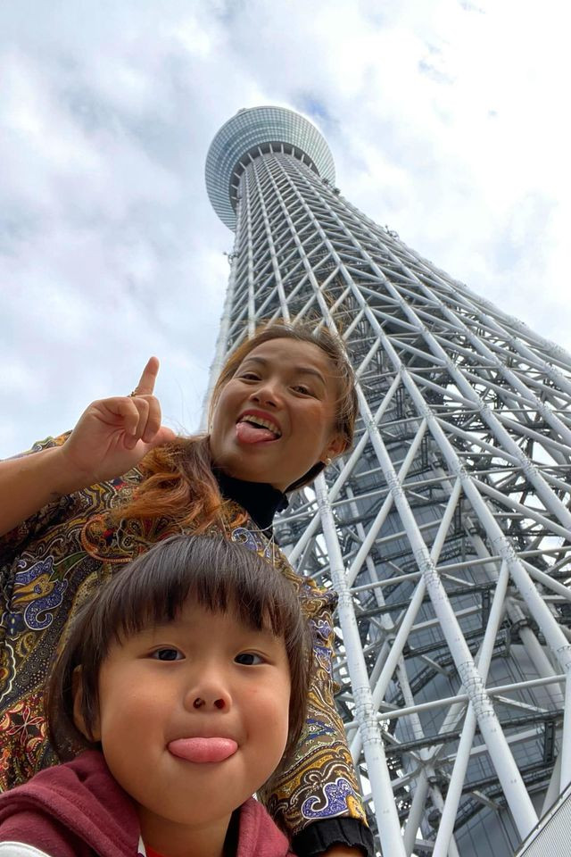 Mẹ con Quỳnh Trần thường xuyên lưu giữ những khoảnh khắc vui nhộn đời thường