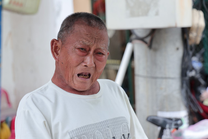 Chuyện đời cơ cực của cụ ông U80 hơn nửa thế kỉ gắn bó với xe bán mía Ảnh 4