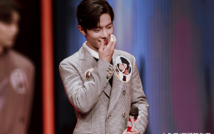 Show 'Bài hát của chúng ta': Thành cũng nhờ Tiêu Chiến mà bại cũng là do Tiêu Chiến Ảnh 2