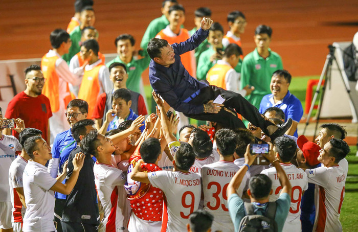 Vì sao 'những thằng gầy' không thể cản bước Viettel vô địch V.League 2020? Ảnh 1